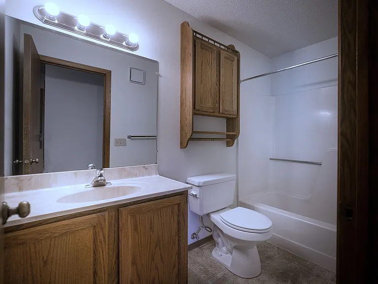 **Limited Time Special! Up to 2 Months Free Rent — Photo 17
