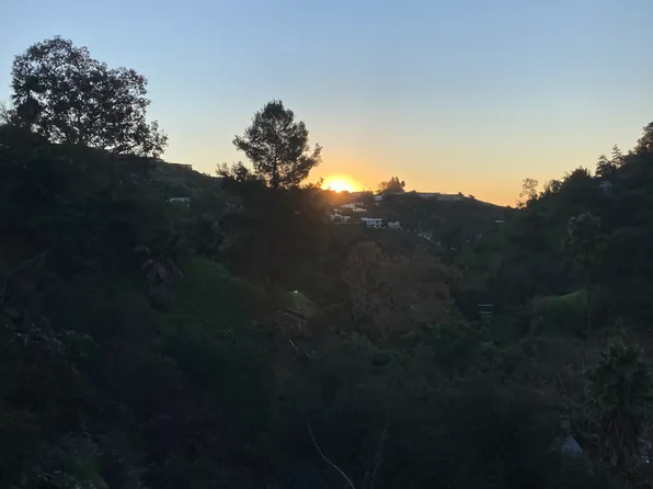(undisclosed Address), Los Angeles, CA 90046