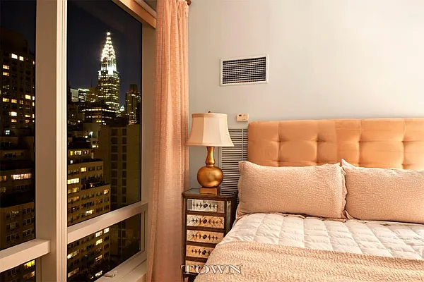 Sold by Town Residential | media 36