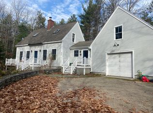 352 Mills Rd, Kennebunkport, ME 04046