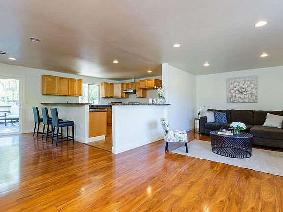 2nd image of 48 Bard Ln