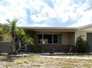 4644 Mayflower Dr, New Port Richey, FL 34652