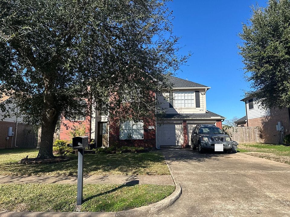 1st image of 910 Wynfield Dr