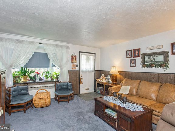 5th image of 4207 Tudor St