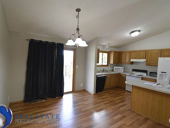 4th image of 5217 W Leighton Ave