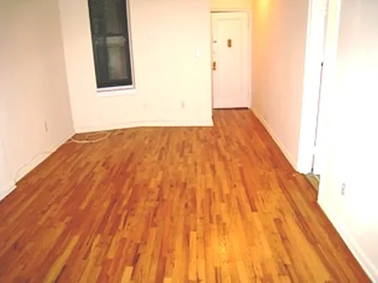 Rented by City Connections Realty | media 30