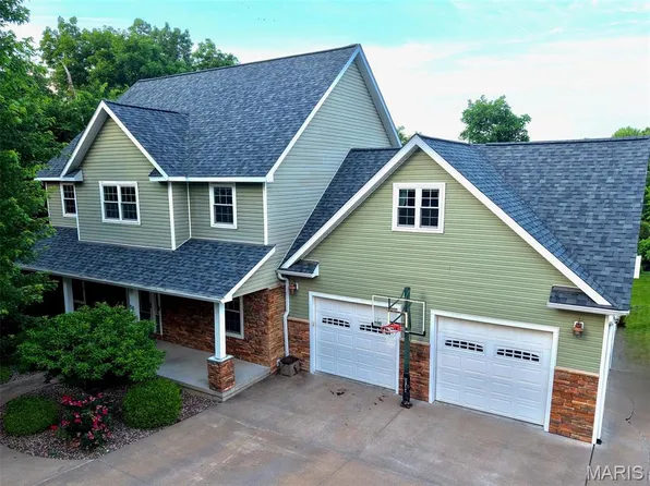 88 Heritage Rd, Hannibal, MO 63401