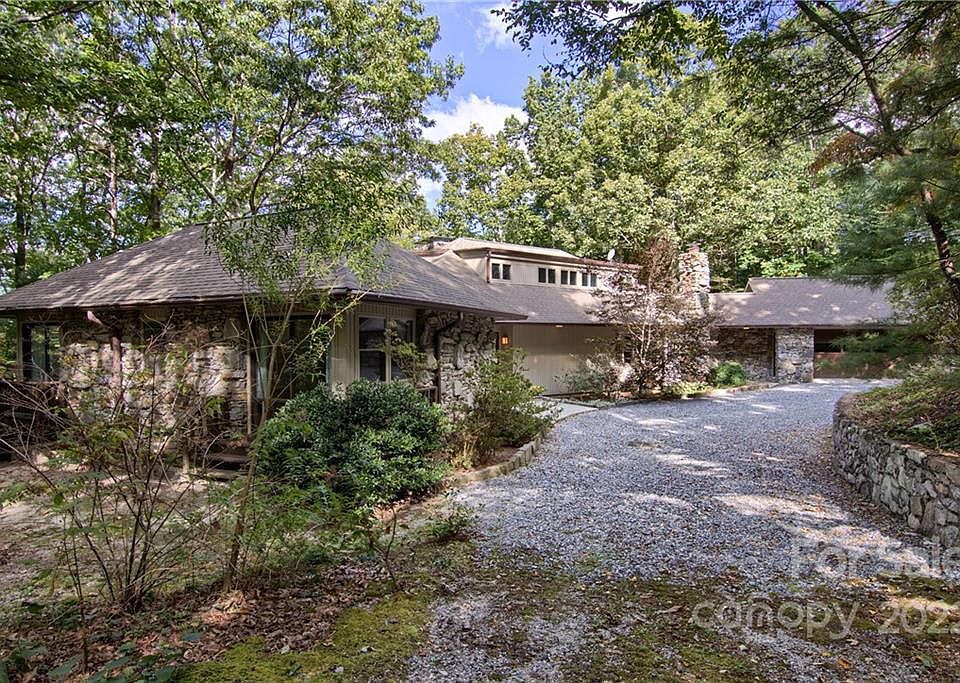 1st image of 522 Stonebridge Dr
