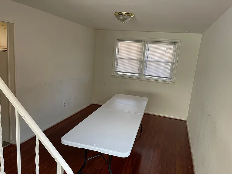 940 Circle Dr — Photo 8