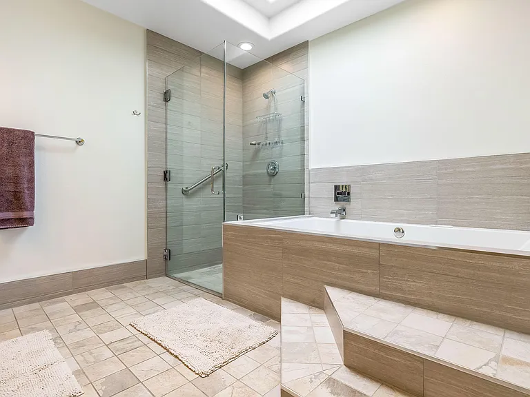 6 Colgate Dr — Photo 35