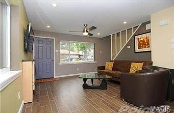 5th image of 8618 White Ave