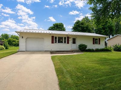 214 Terrace View Dr, Litchfield, MN, 55355
