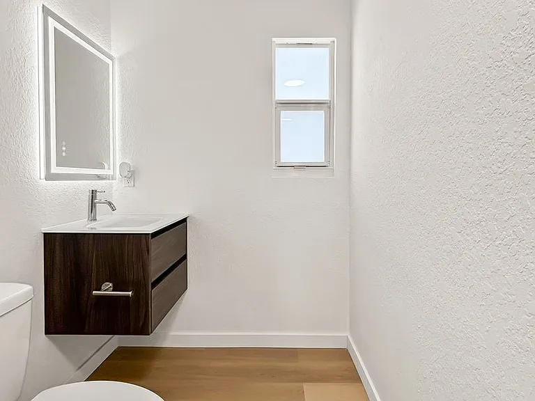 1538 S Martin Luther King Jr Ave — Photo 18