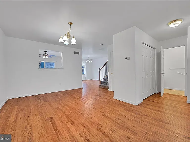 103 Lantern Green Way #103 — Photo 6