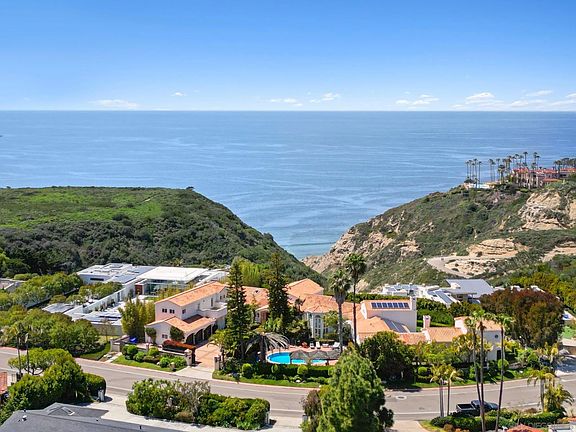 2nd image of 9450 La Jolla Farms Rd #23