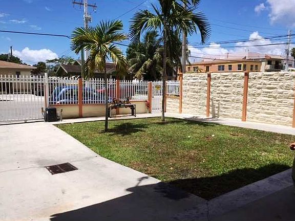 2nd image of 1529 NW 1st St APT 301