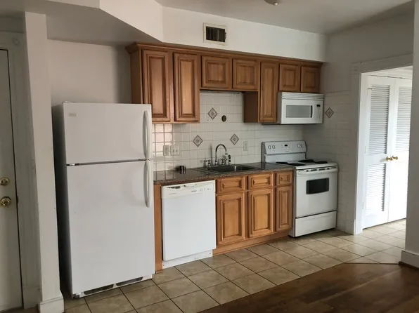 823 Bowe St, Richmond, VA