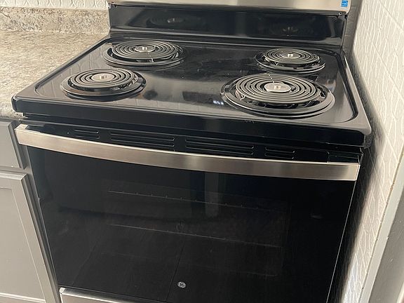 4th image of 7300-7306 Pennsylvania Ave #7302