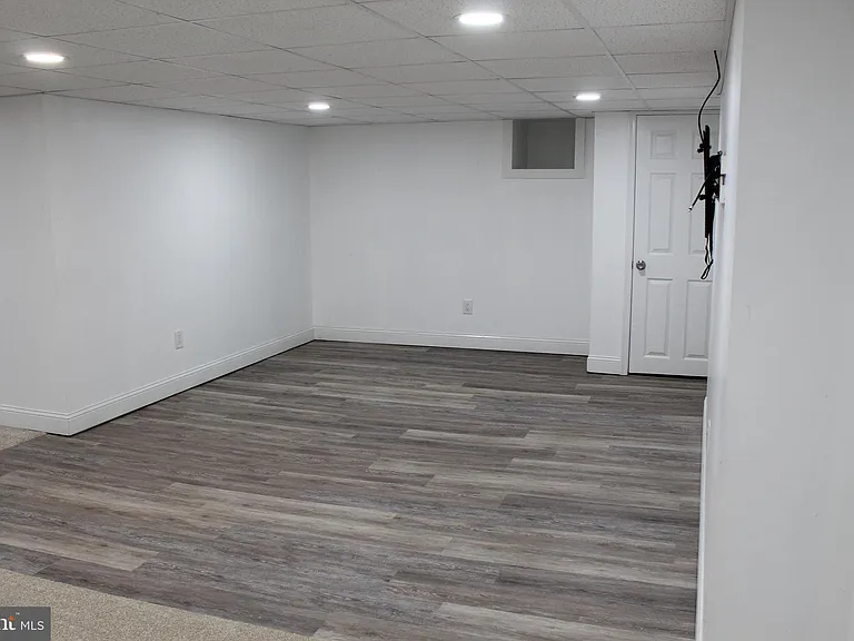 490 Bancroft Rd — Photo 32