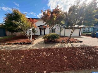 860 Ironwood Dr SE, Salem, OR 97306