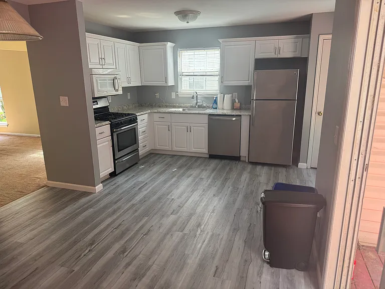 119 Cypress Dr — Photo 9