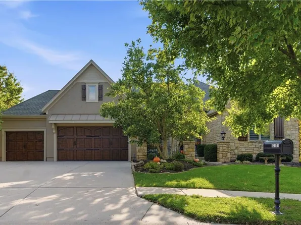 13141 Outlook St, Overland Park, KS 66209