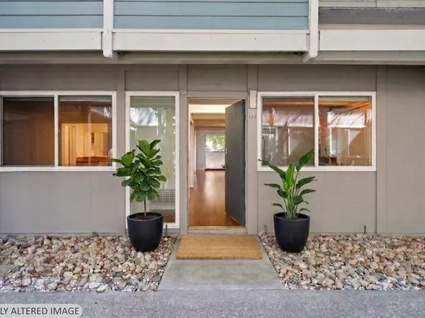 320 Via Casitas #111, Greenbrae, CA 94904