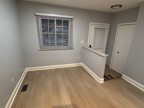 4th image of 37043 E Aragona Dr