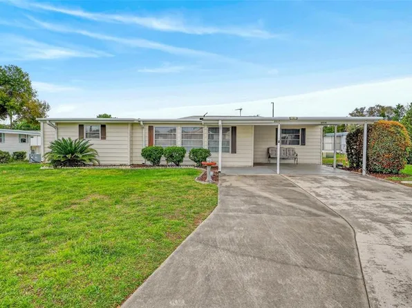 11914 Hickory Ln, Tavares, FL 32778