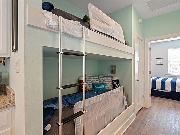 5th image of 175 Orleans Dr Unit D
