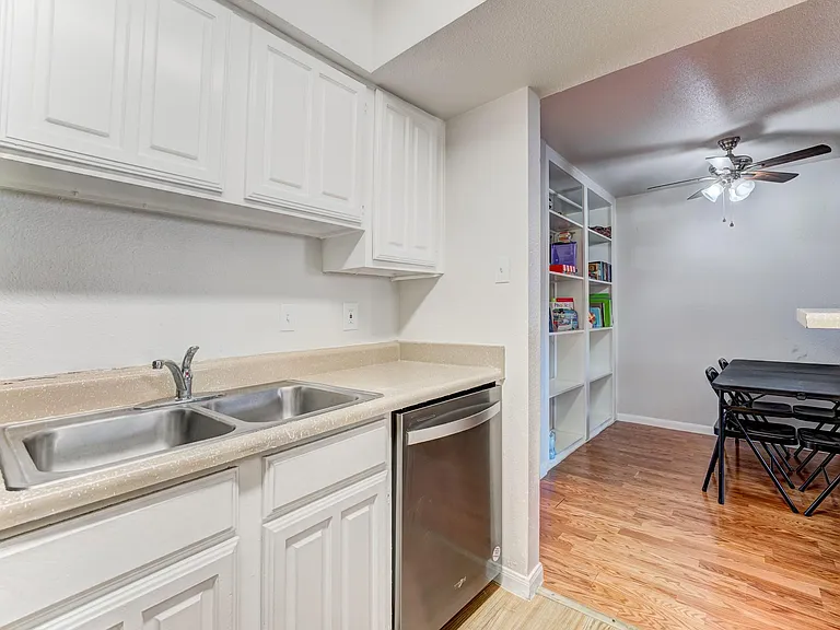 6001 Reims Rd #301 — Photo 17