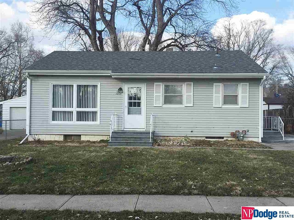 1st image of 1004 W 32nd Ave
