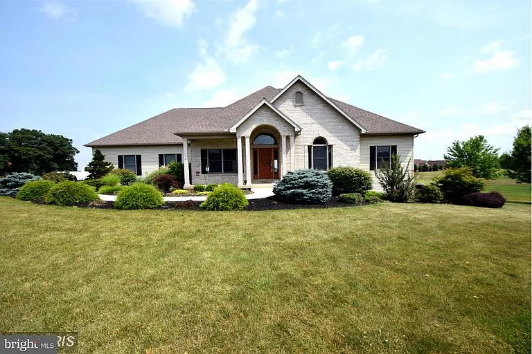 1665 Walker Rd photo 1