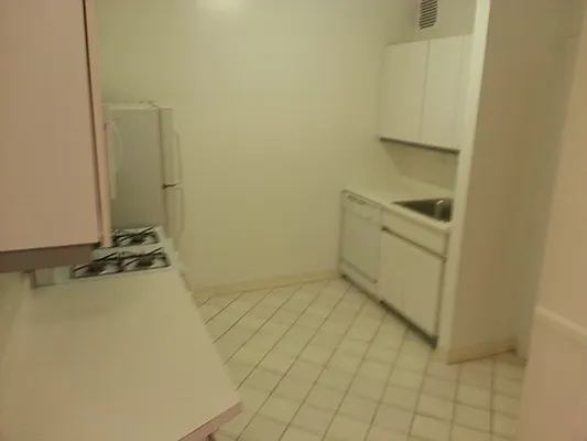 Rented by ZealEstate Group Inc | media 32