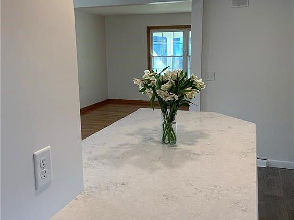 2nd image of 291 Wilmington Ave
