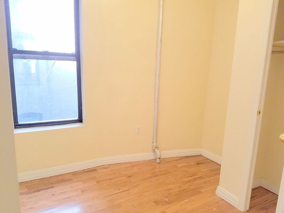 2nd image of 552 W 188th St APT 21