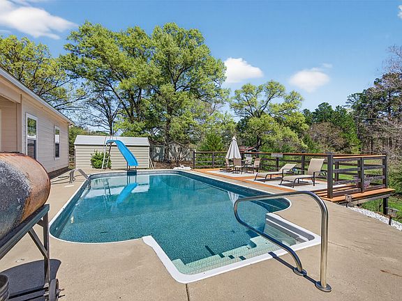 5th image of 544 Red Strong Rd