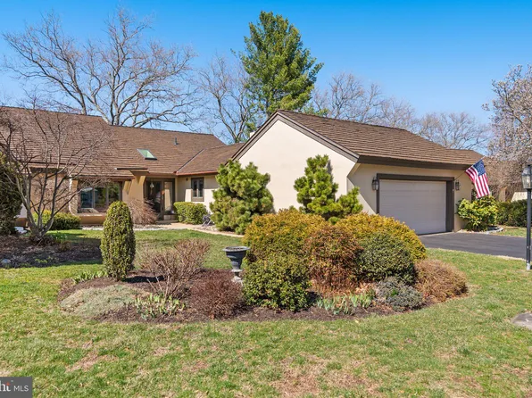 15 Springhouse Ln, Blue Bell, PA 19422