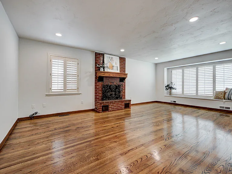Living Room with Gas Fireplace