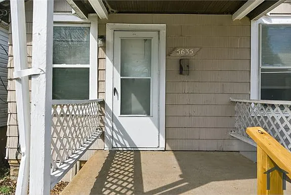 2 bed, $999 — Photo 3