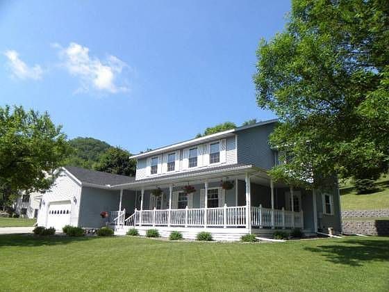 2nd image of 269 Oak Leaf Dr