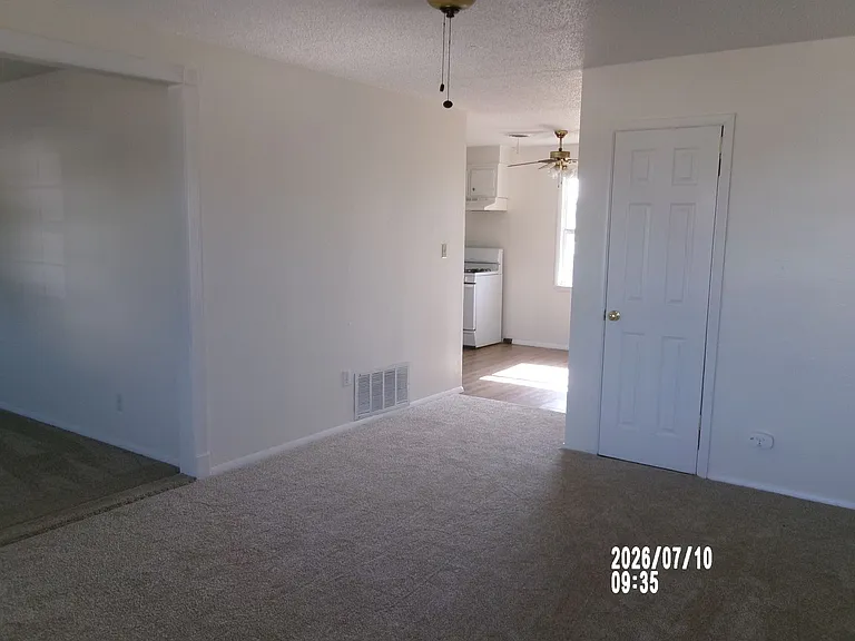 1024 SW 42nd St — Photo 25