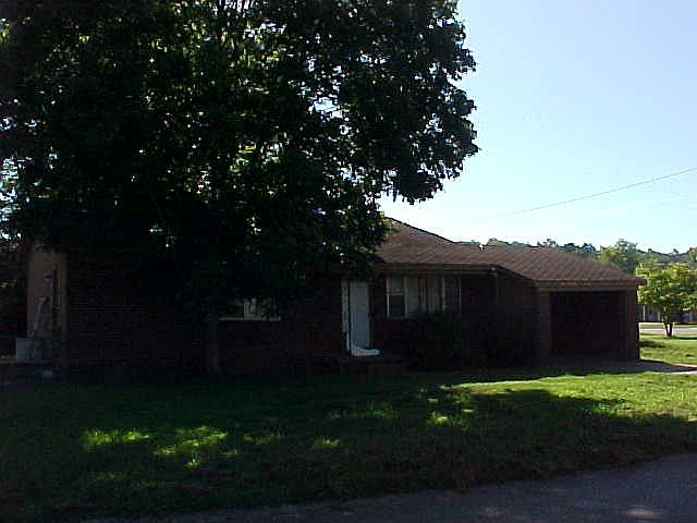 1st image of 719 Sherwood Dr