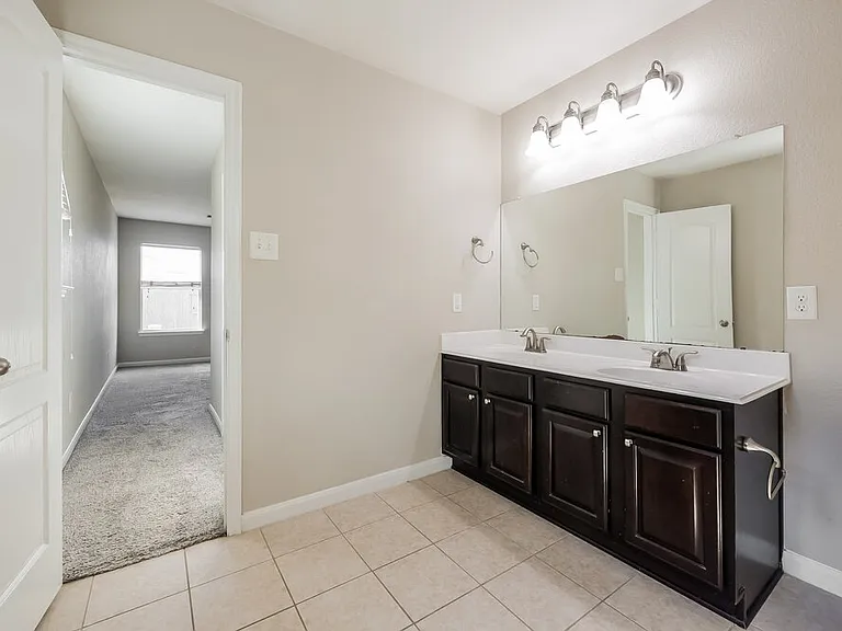 29327 Legends Green Dr — Photo 10