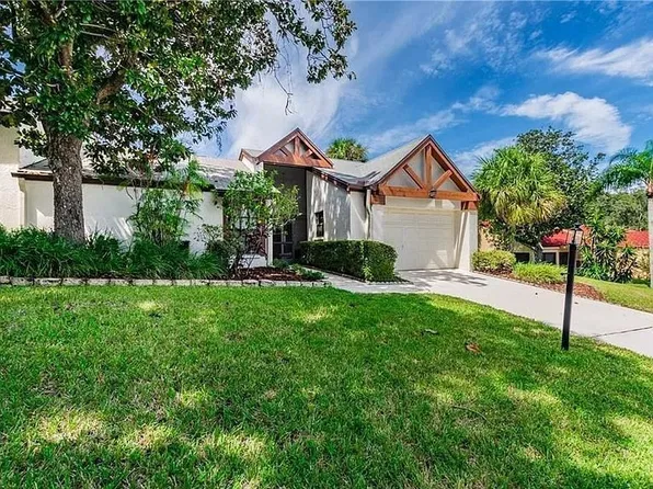 1622 Highland Club Ln, Palm Harbor, FL 34684