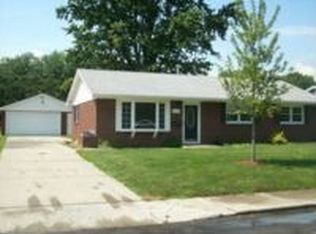 213 Sycamore Ln, Momence, IL