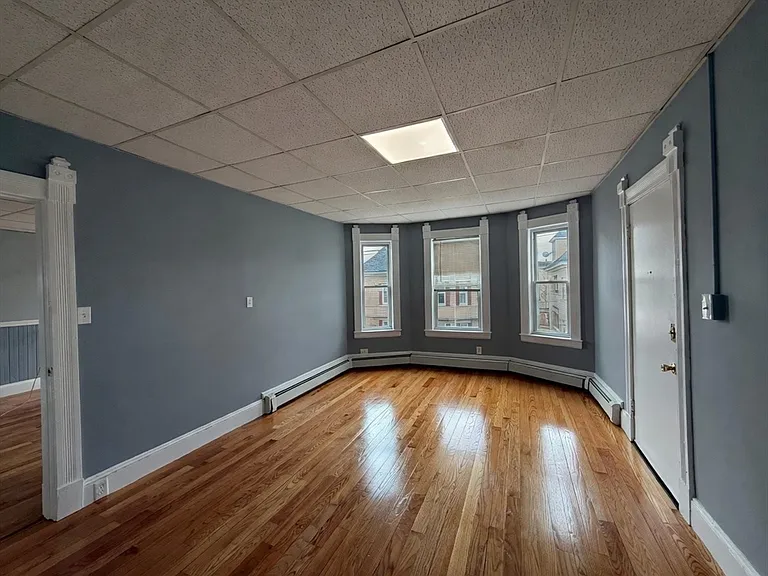 117 University Ave #3 — Photo 8