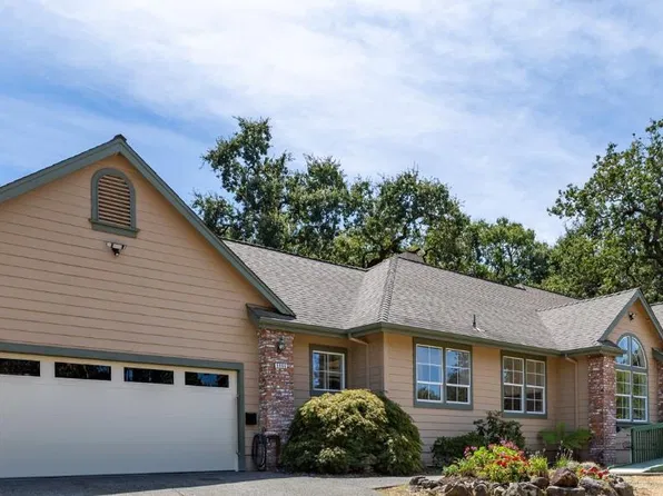 5966 Stone Bridge Road, Santa Rosa, CA 95409