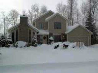 228 Creighton Ln, Rochester, NY 14612