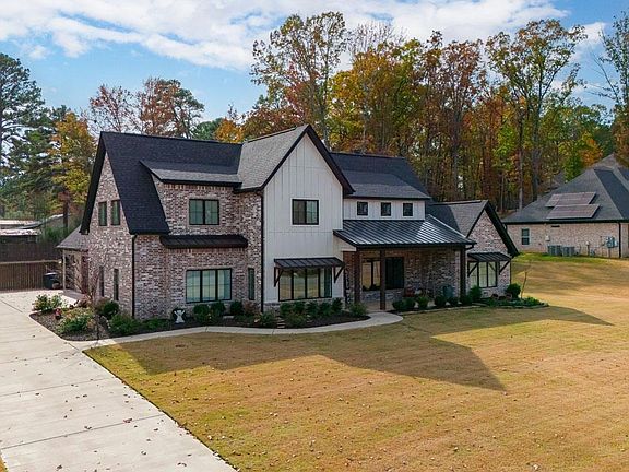 2nd image of 1109 Hunter Lee Dr